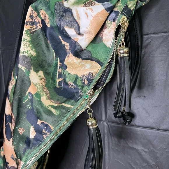 Sol and Selene green camouflage Guru Yoga Mat Bag